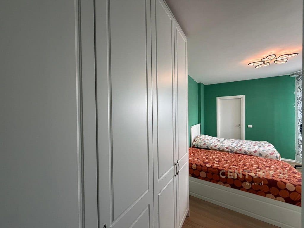 Shesim apartament 2+1+2 ne Rrugen "5 Maji"!
