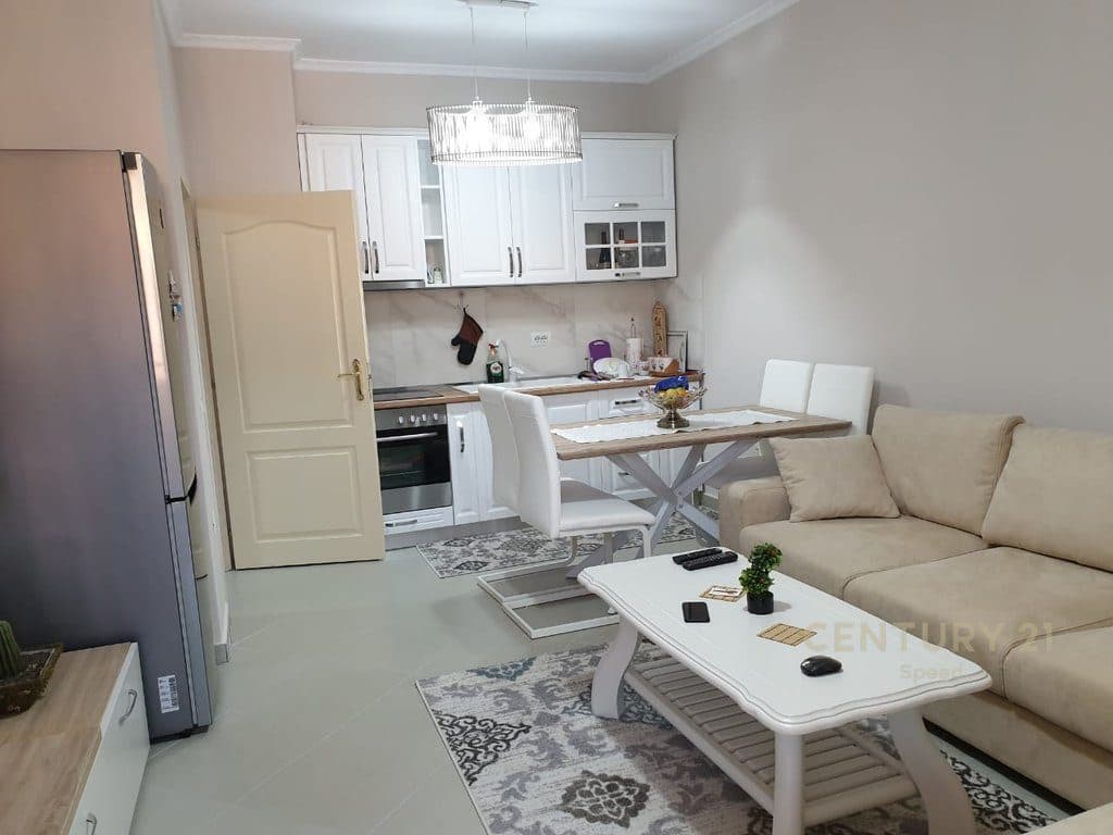Japim apartament me qira 1+1 ne Fresk! 2