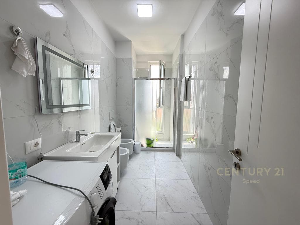 Apartament për qira 1+1 tek Frigoriferi/Siri Kodra!