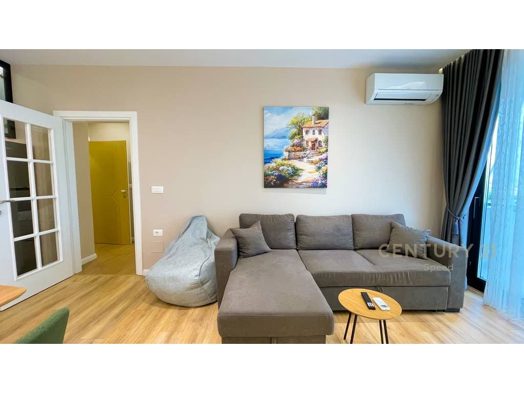 SHITET APARTAMENT 2+1 ME PAMJE NGA DETI I RIKONCEPTUAR NE 2 APARTAMENTE 2