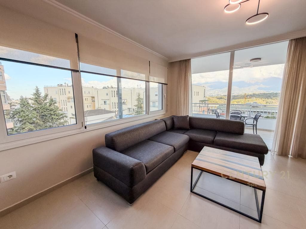 SHITET APARTAMENT LUKSOZ 2+1+2+2 Poste Parkimi | PAMJE NGA LIQENI ARTIFICIAL 2