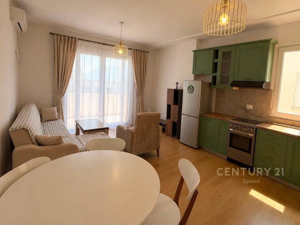 Jepet me Qira Apartament 2+1+2 në Yzberisht!