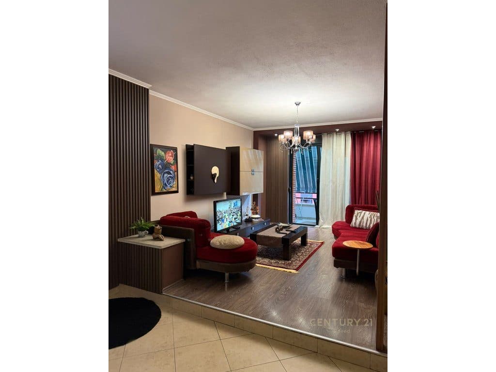 Apartament 2+1+2 per Qira ne Myslym Shyri 2