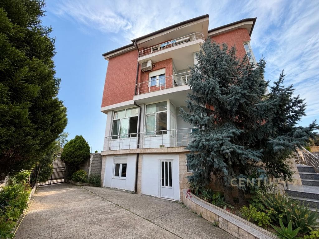 Shitet Vilë 4-Katëshe në Kodër Kamëz, Pranë Universitetit Bujqësor!