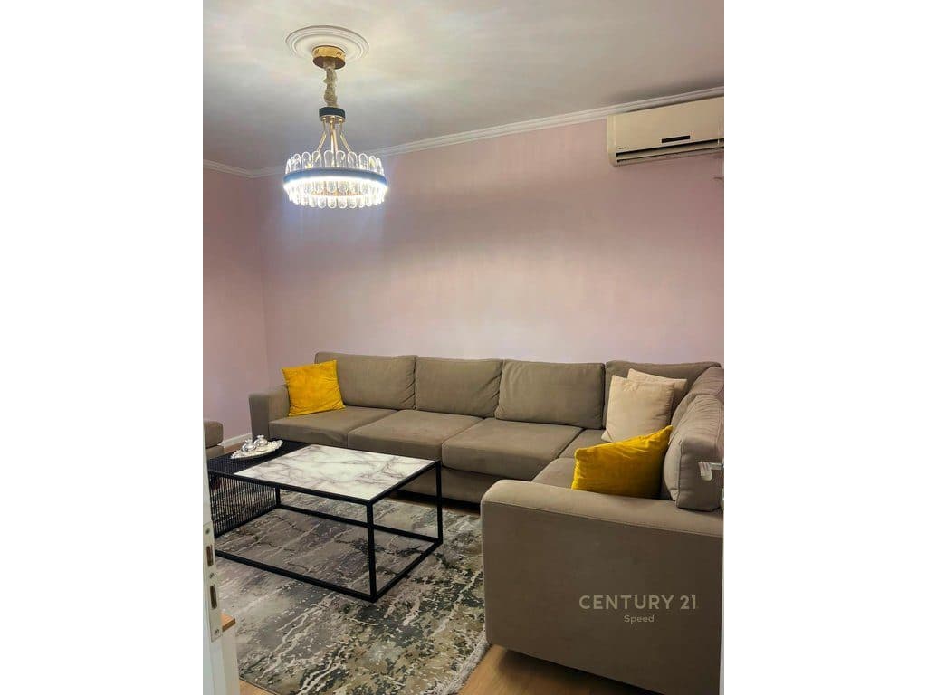 Apartament 3+1 + post parkimi te perfshire me qira tek Tregu Elektrik! 4