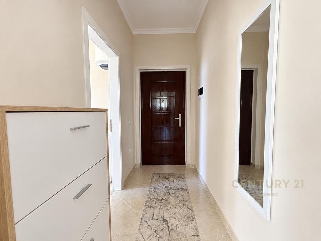 Apartament 1+1 Me Qira në Fresk!! 4