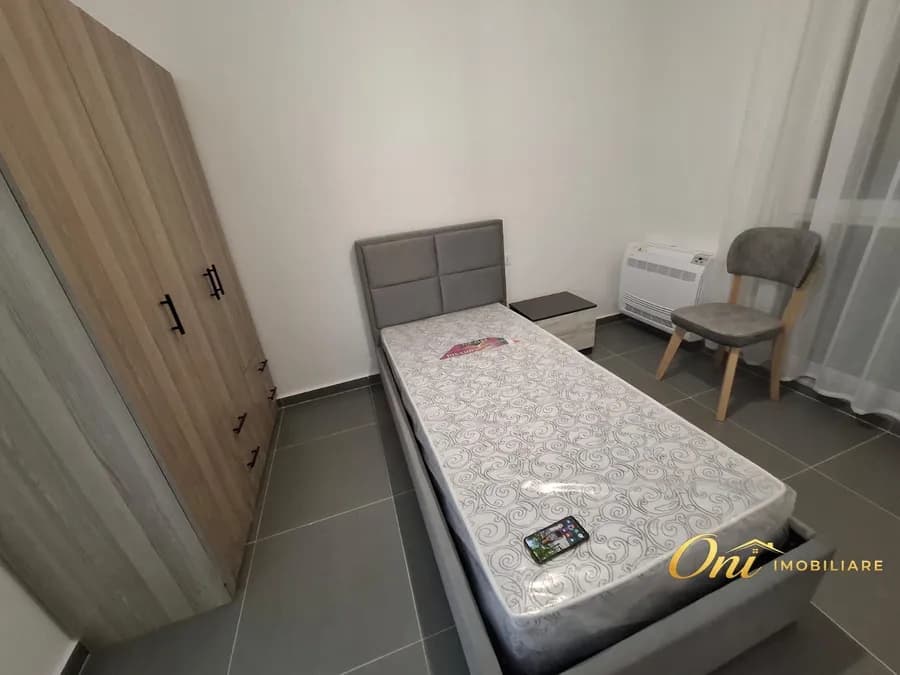 Apartment to rent 5 Maji Str. - Siri Kodra - Durresi Restaurant (Tirana - city) 3