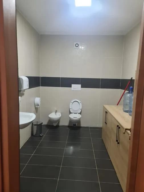Office to rent Blloku - Sami Frasheri (Tirana - city) 4