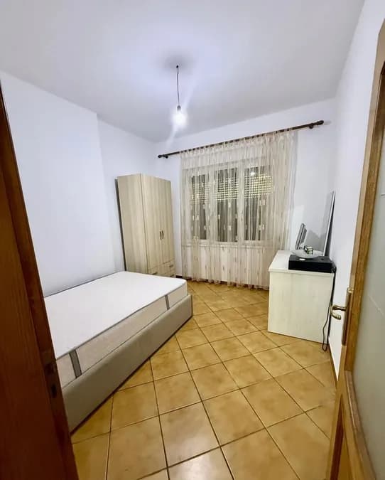 Apartment to rent Brryli - Xhamlliku (Tirana - city) 3