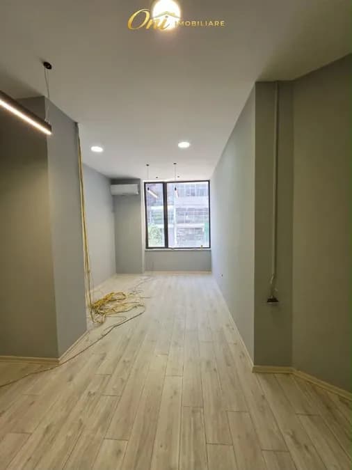 Office to rent Zogu i Zi (Tirana - city)