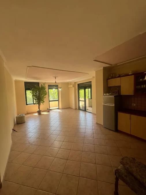 Office to rent Shallvaret - Exhibition - Gjergj Fishta Blvd. (Tirana - city) 4