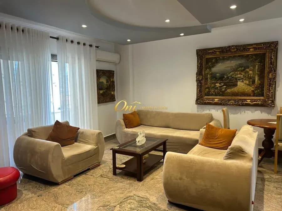 BULEVARDI ZOGU I PARE, APARTAMENT PER QERA 2+1