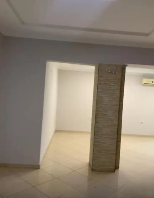 Office to rent Kavaja Str. - 21 Dhjetori (Tirana - city) 3