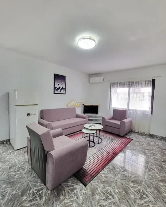 SHESHI WILLSON,APARTAMENT ME QERA 2+1