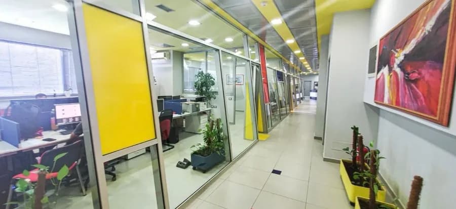 Office to rent Kavaja Str (Tirana - city) 4
