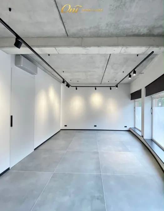 Store to rent Center (Tirana - city)