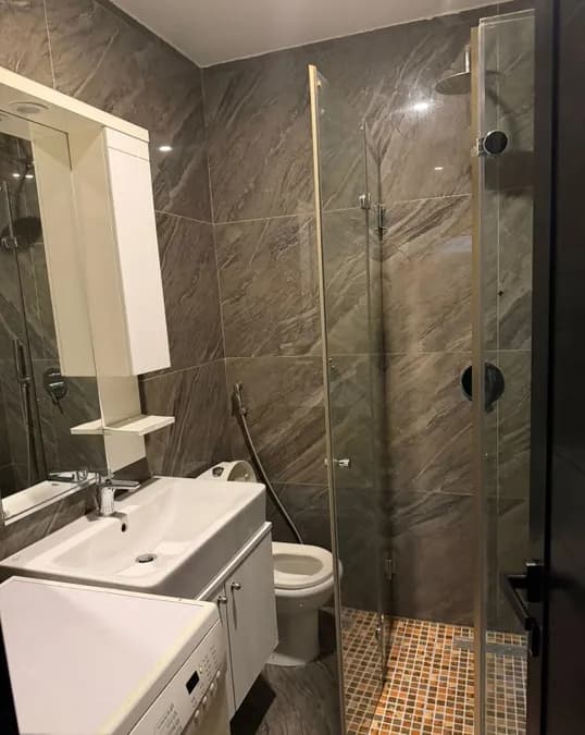 Apartment to rent Center (Tirana - city) 4