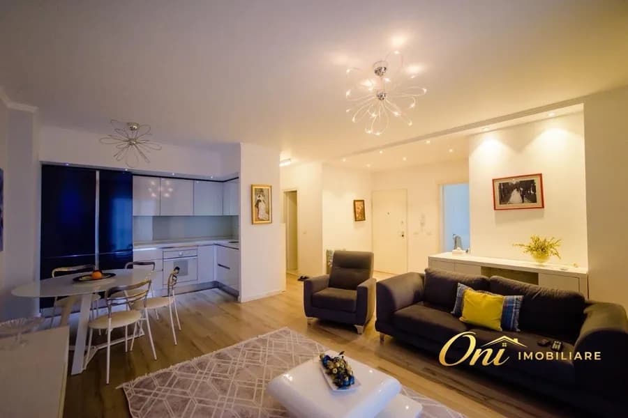 Apartment to rent New Bazaar - Red School (Tirana - city) 3