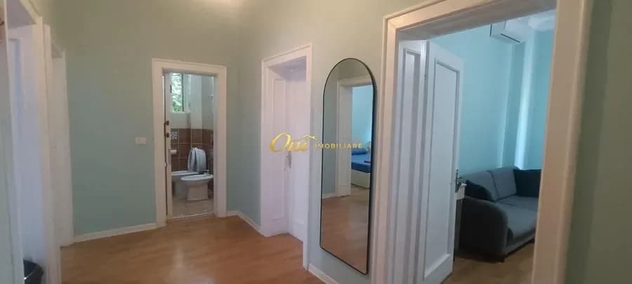 RRUGA E BARRIKADAVE, APARTAMENT PER QERA 3+1