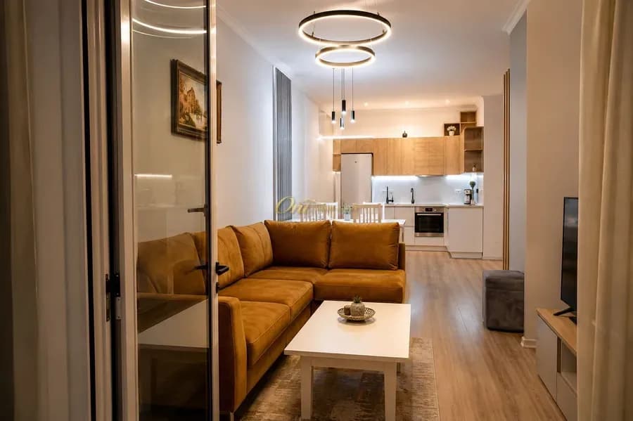 LIQENI ARTIFICIAL, APARTAMENT PER QERA 2+1