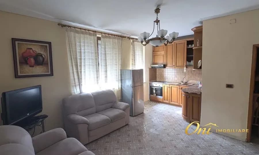 Apartament në shitje Rr. e Kavajës - 21 Dhjetori (Tiranë - qyteti)