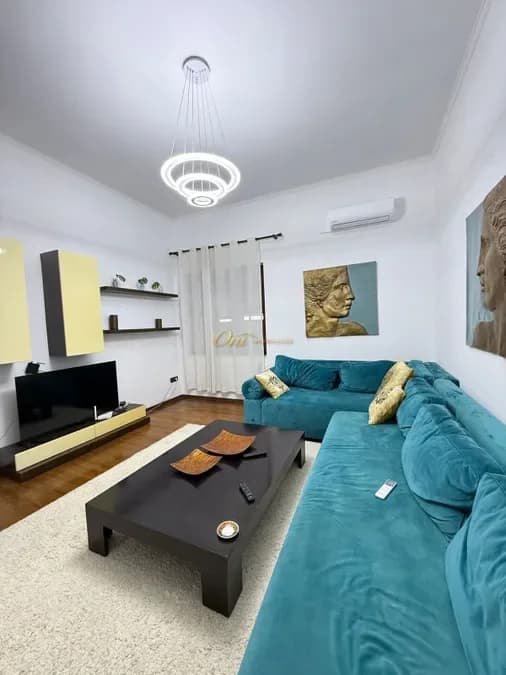 SHESHI SKENDERBEJ APARTAMENT PER QERA 2+1+2
