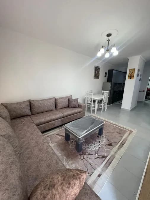 JEPET APARTAMENT ME QERA 2+1, RRUGA 5 MAJI