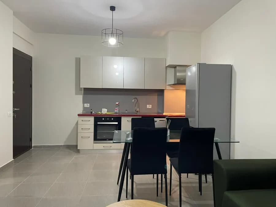 Apartment to rent Komuna e Parisit - Kristal Center (Tirana - city)