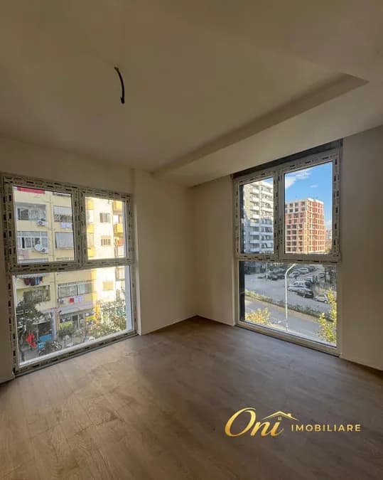 Office to rent Astiri - Unaza e Re (Tirana - city) 2