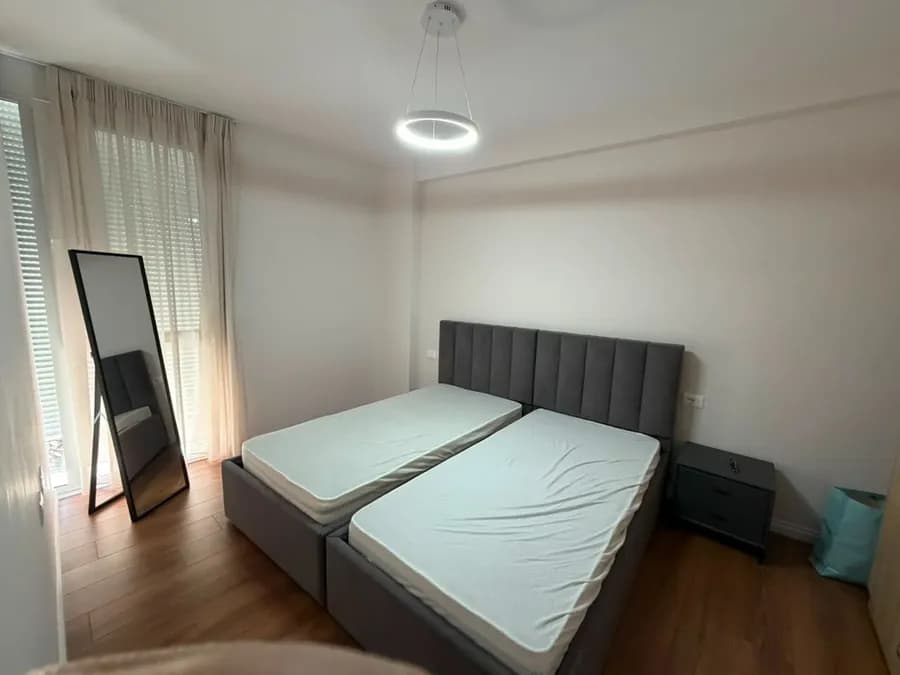 Apartment to rent Center (Tirana - city) 2