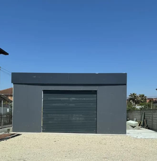 Magazinë për qira Dogana - Kthesa e Kamzës (Tiranë - qyteti)