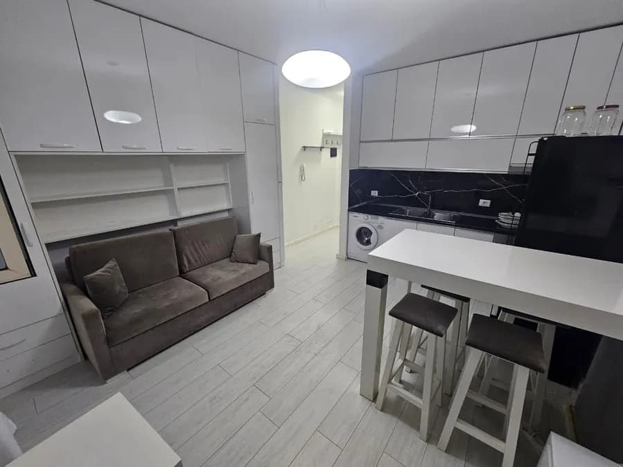 Studio Flat to rent Komuna e Parisit - Kristal Center (Tirana - city)