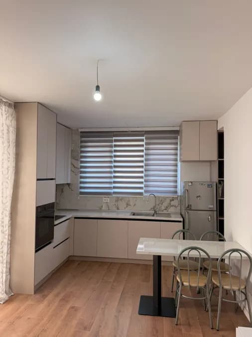 Apartment to rent Wilson Square (Tirana - city) 3