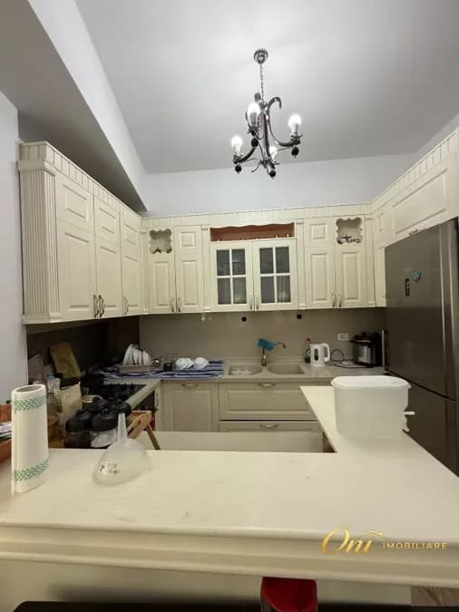 Apartament në shitje Rr. e Kavajës - 21 Dhjetori (Tiranë - qyteti)