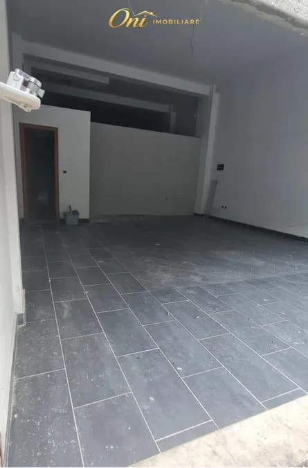 Store to rent Astiri - Unaza e Re (Tirana - city) 3