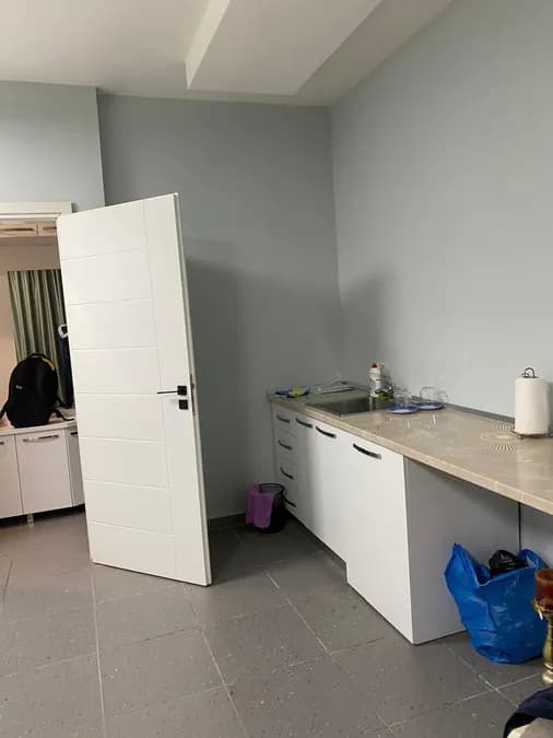Studio Flat to rent Kavaja Str (Tirana - city) 4