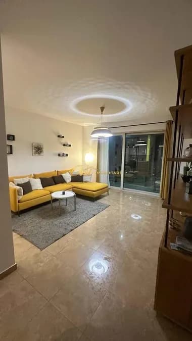 JEPET APARTAMENT ME QERA 1+1, STARDIUMI AIR ALBANIA