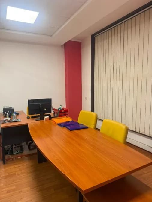 JEPET AMBIENT ZYRE ME QERA, RRUGA E ELBASANIT