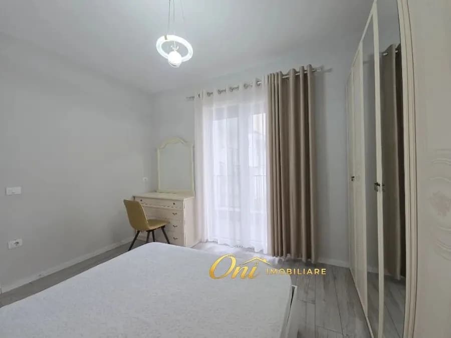 Apartment to rent Komuna e Parisit - Kristal Center (Tirana - city) 4