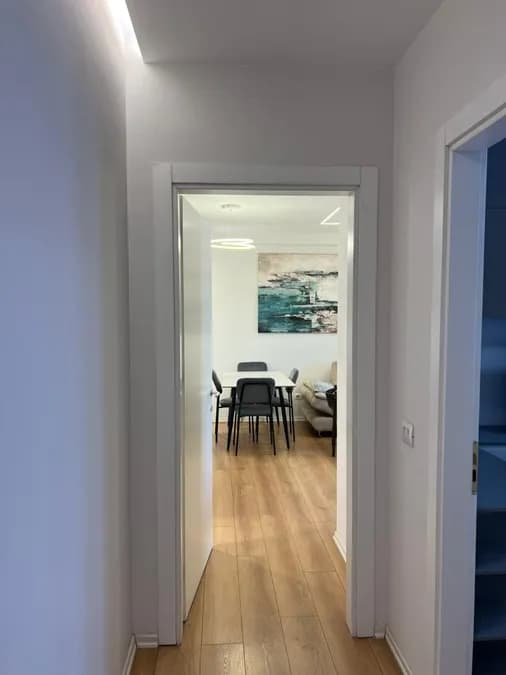 Apartment to rent 5 Maji Str. - Siri Kodra - Durresi Restaurant (Tirana - city) 2