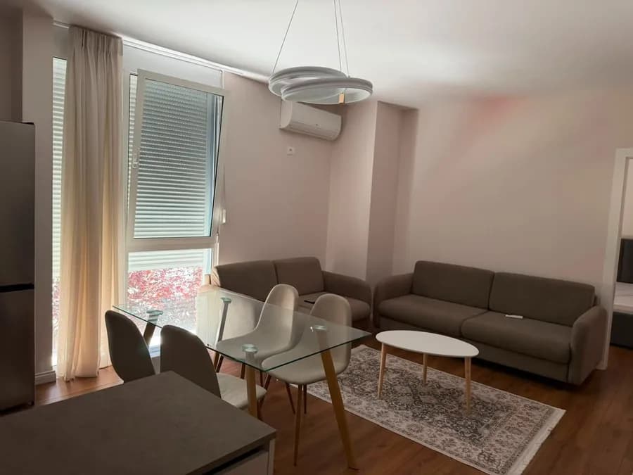 Apartment to rent Center (Tirana - city) 4