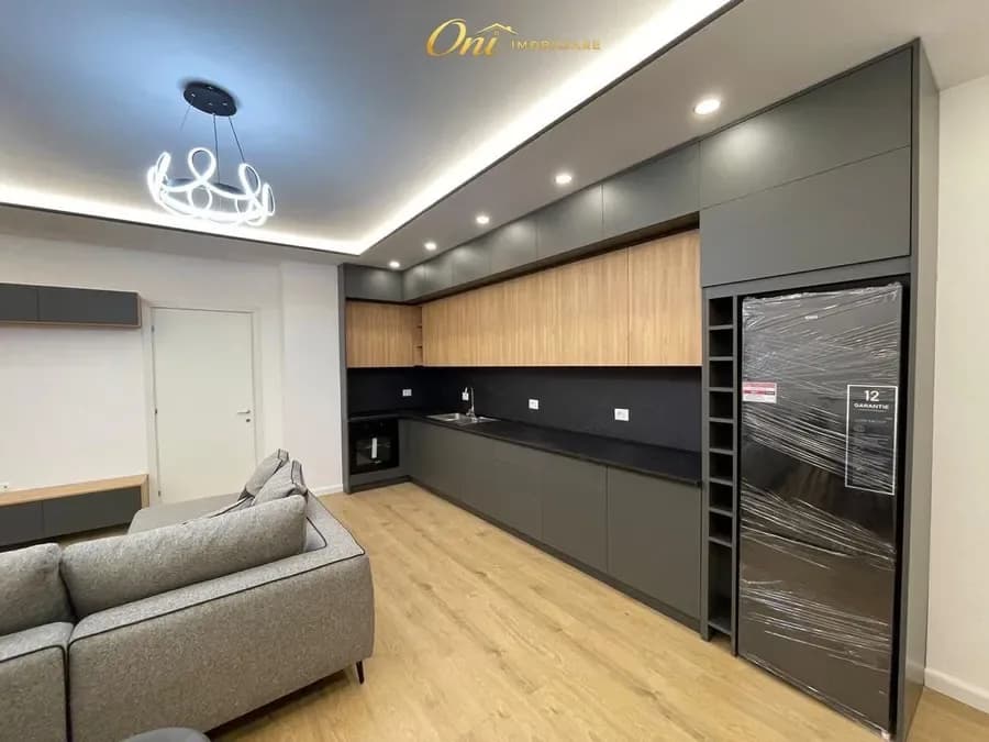 Apartament në shitje Astiri - Unaza e Re (Tiranë - qyteti)