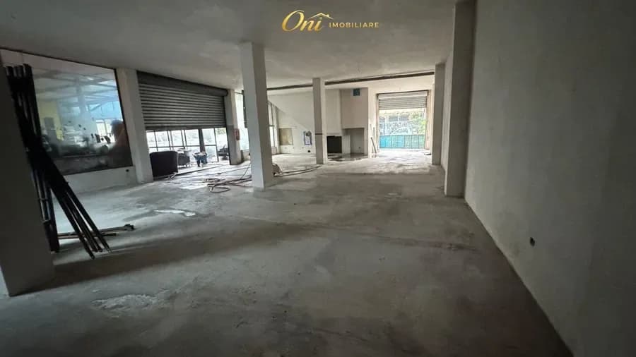 Magazinë për qira Fusha e Aviacionit - Garden Residence (Tiranë - qyteti)