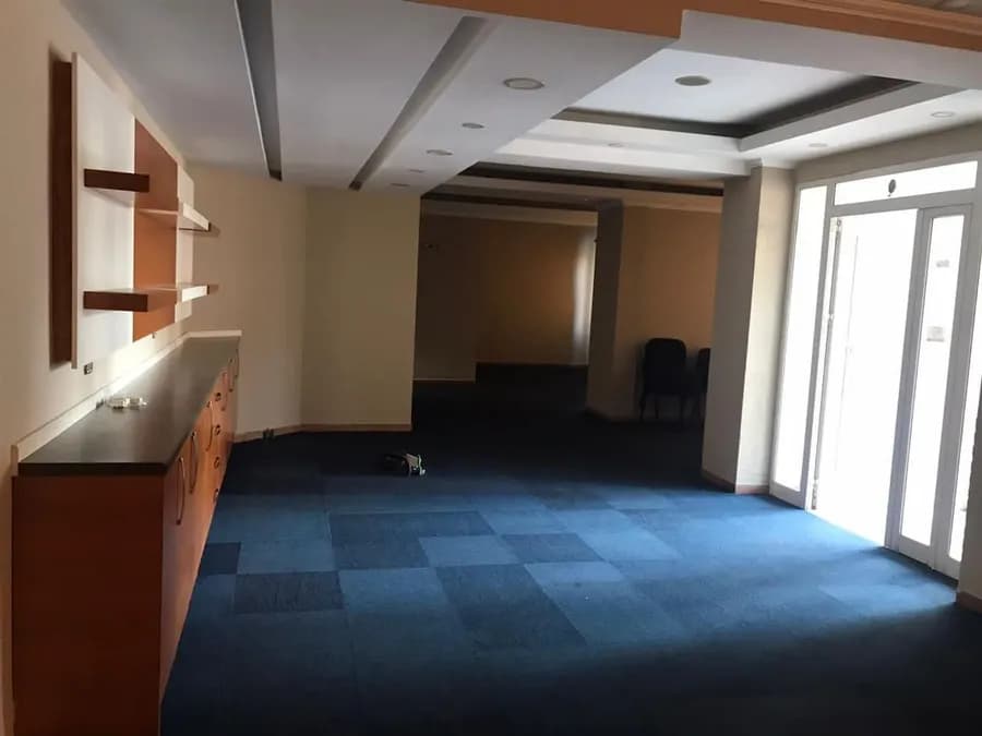 Office to rent Train Station - New Boulevard - Brrake (Tirana - city) 2
