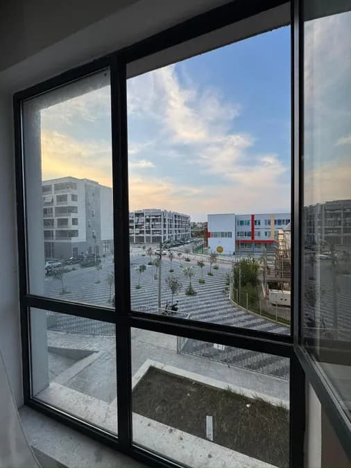 Apartment for sale 5 Maji Str. - Siri Kodra - Durresi Restaurant (Tirana - city) 2