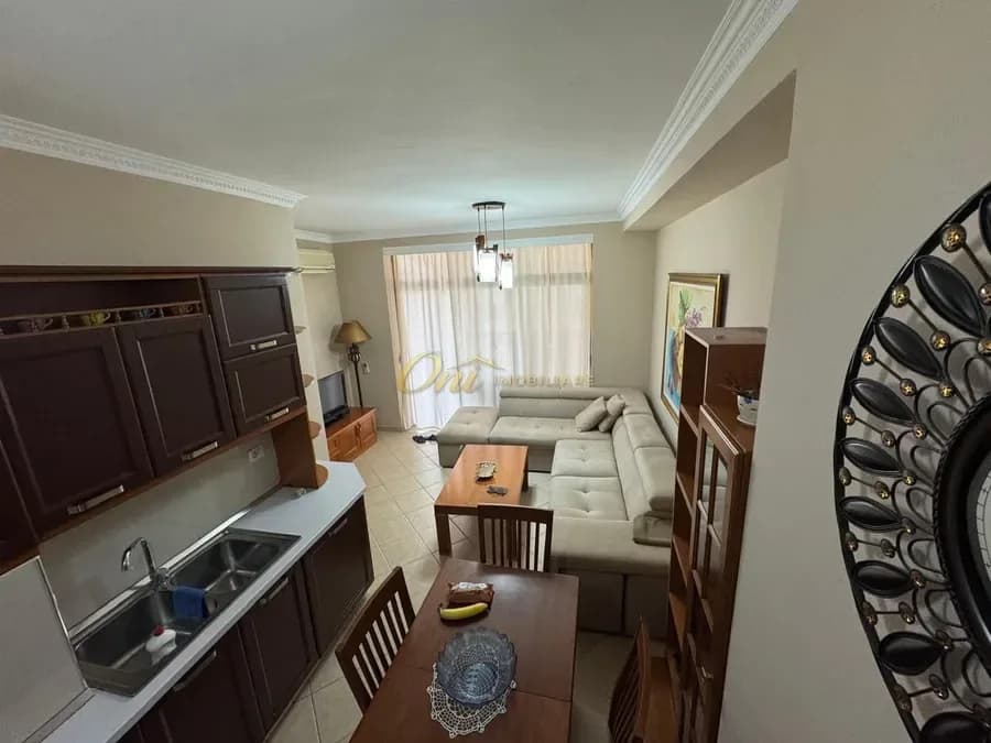 ASTIR APARTAMENT PER QERA 2+1