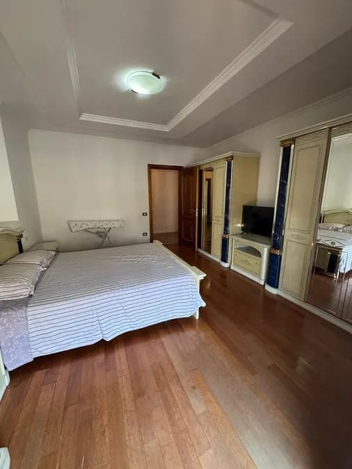 Apartment to rent Komuna e Parisit - Kristal Center (Tirana - city) 2