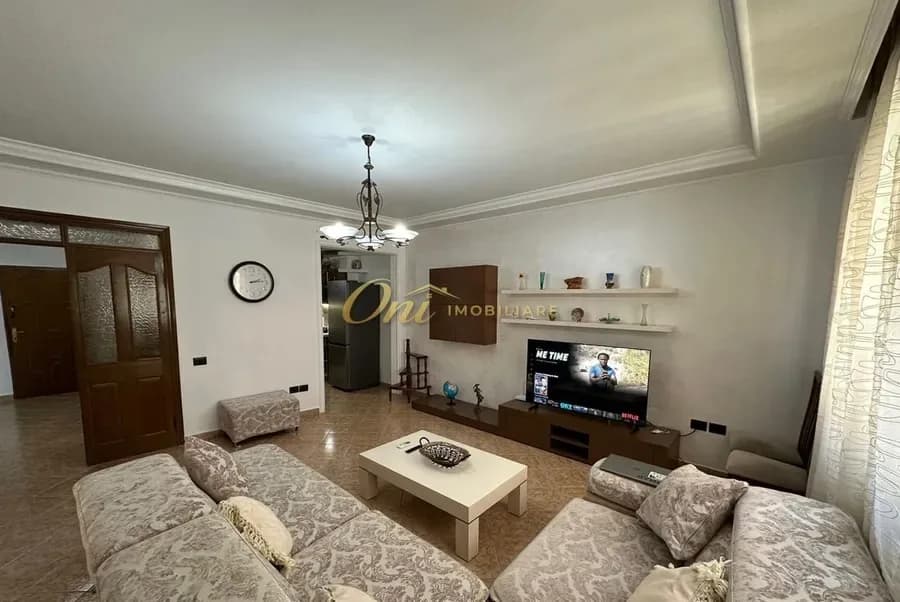 MYSLYM SHYRI APARTAMENT PER QERA 2+1+2