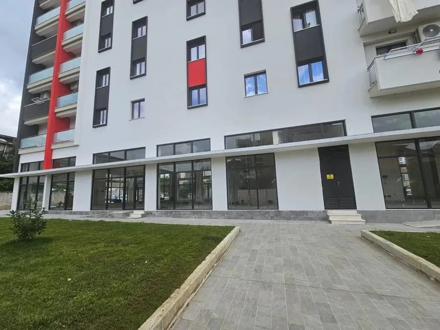 Office to rent Train Station - New Boulevard - Brrake (Tirana - city)