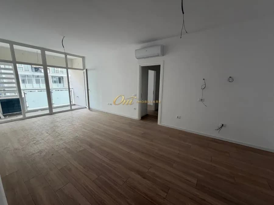 KOMUNA E PARISIT, AMBIENT ZYRE PER QERA